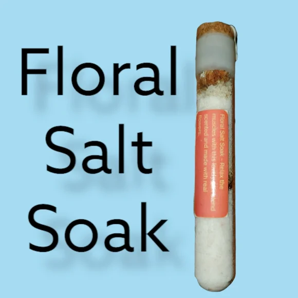 ✨️HP✨️ Handcrafted Floral Salt Soak for Baths - Picture 2 of 2